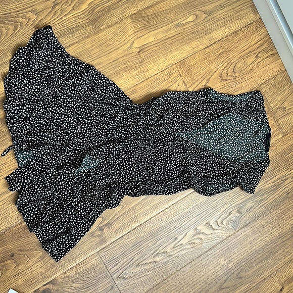 Black ‘Krystal’ sleeveless dress from AllSaints - Picture 3 of 4